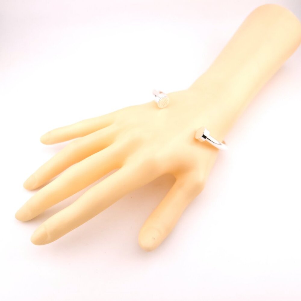 Return To Tiffany & Co. Sterling Silver 5mm Wide Circle Edge Cuff 7" In Bracelet - Picture 4 of 14